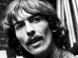 Descubre los 15 temas más sorprendentes de George Harrison.