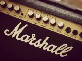 Descubre los mejores amplificadores de guitarra Marshall JCM 2000 en DSL 401
