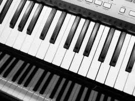 Descubre los mejores teclados MIDI del 2023 para comprar y dominar la música